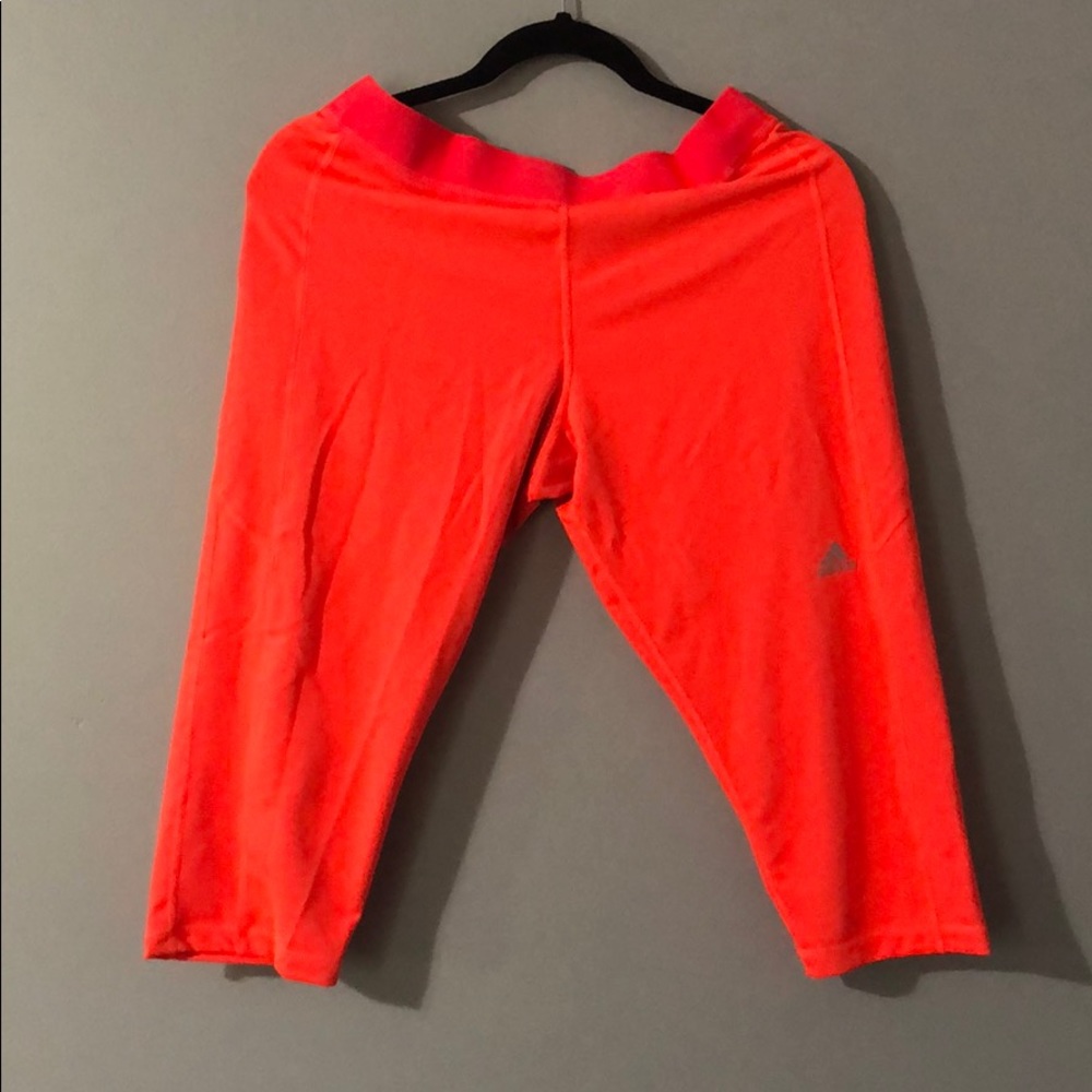 Tech fit medium compression capris